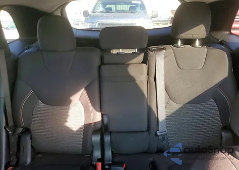 2017 Jeep Cherokee Latitude из США, поврежденный, VIN 1C4PJLCB0HW577579